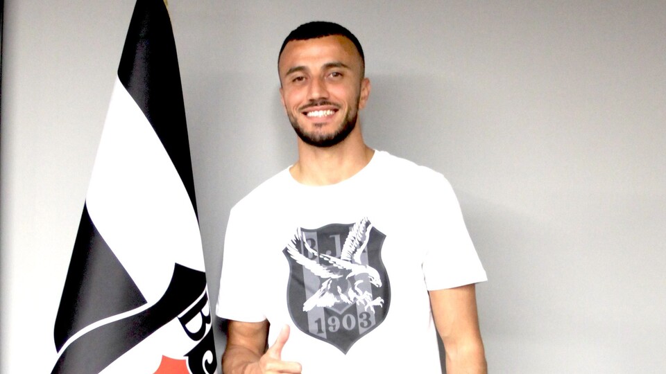 Romain Saiss: "Çok mutluyum"