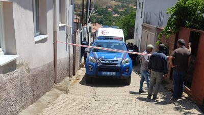 Manisa'da evli çift bıçaklanarak öldürüldü!