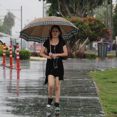 Meteoroloji'den bu iller için kuvvetli sağanak uyarısı