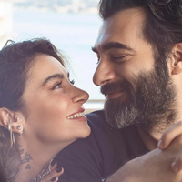 "Bana gülmeyi sevdirdiğin için teşekkür ederim"