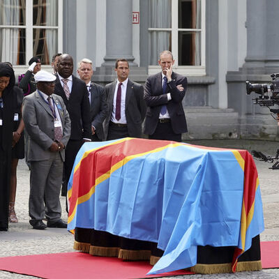 Kongo'nun ilk başbakanından kalan son parça verildi