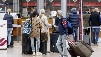 Almanya'da personel eksikliği sonrası havalimanlarında kaos