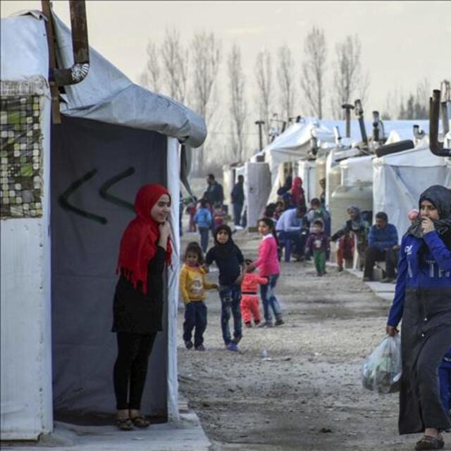Lübnan Başbakanı: Suriyeli mültecileri ülkeden göndeririz