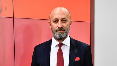 "Şampiyonluğa oynayacak kadro kuracağız"