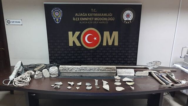 İzmir'de tarihi eser operasyonu: 2 gözaltı