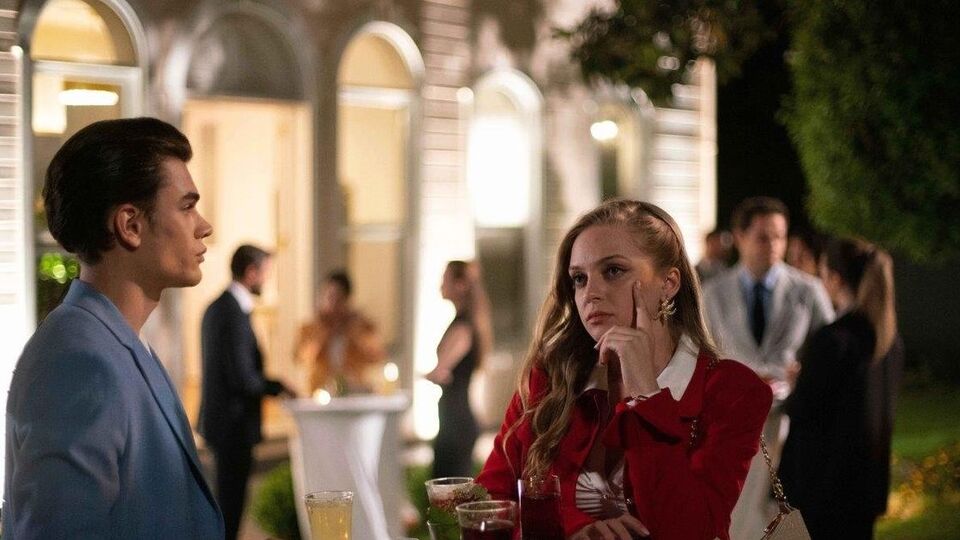 İçimizdeki Ateş dizisinin konusu ve oyuncuları