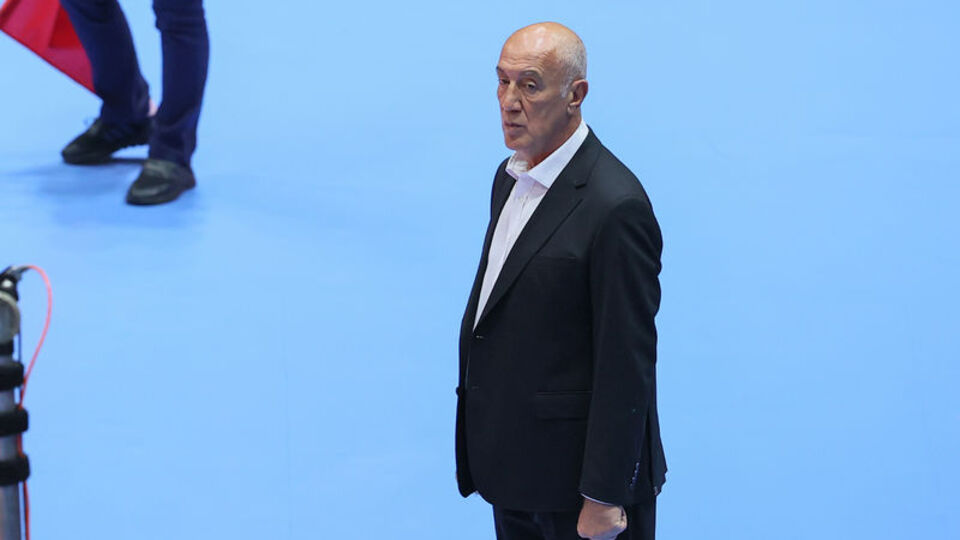 G.Saray, Özbey ile yollarını ayırdı