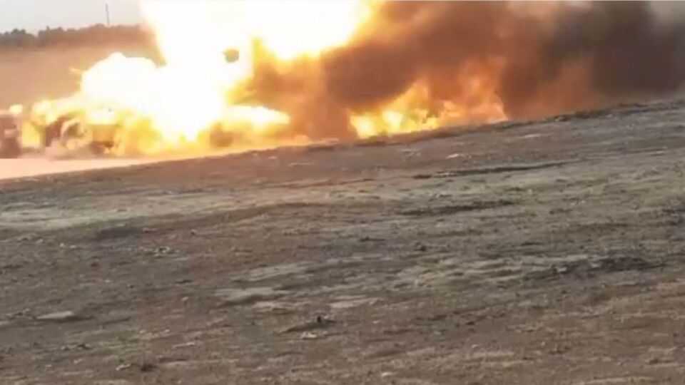Cerablus'ta bomba yüklü kamyon imha edildi