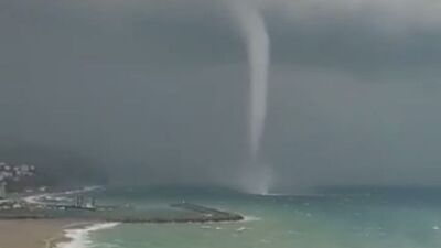 Zonguldak'ta fırtına! Çaycuma'da hortum çıktı