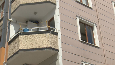 Kendisini uyaran polislere pencereden ateş açtı!