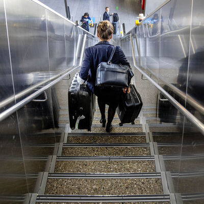Almanya'da havalimanlarındaki sorun devam ediyor