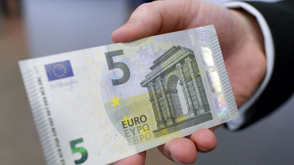 Asgari ücrette 5 Euro'luk teselli