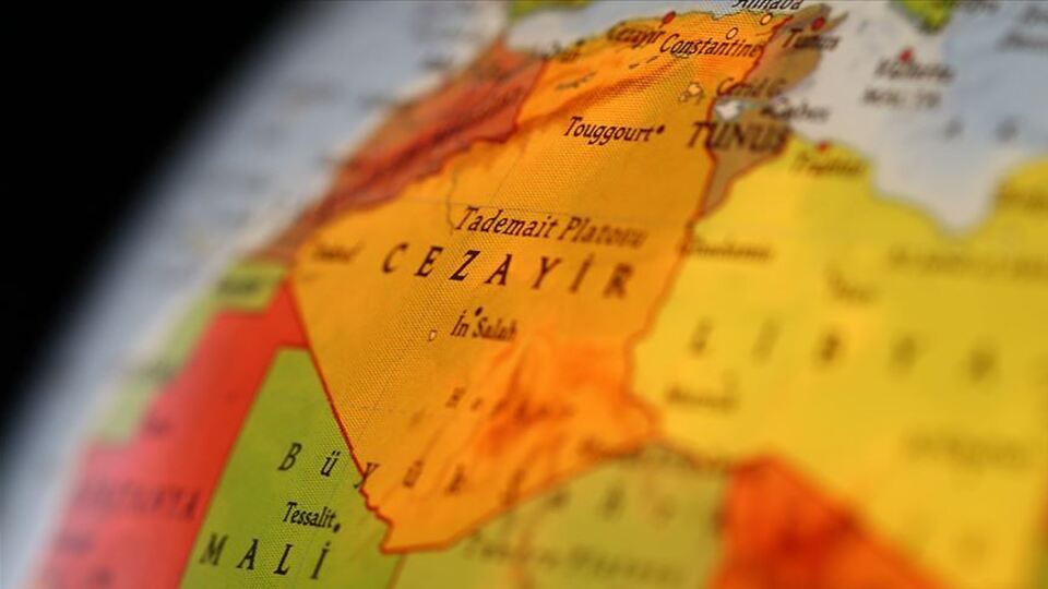 Akdeniz Oyunları'nın düzenlendiği Oran kentinde 5,1'lik deprem