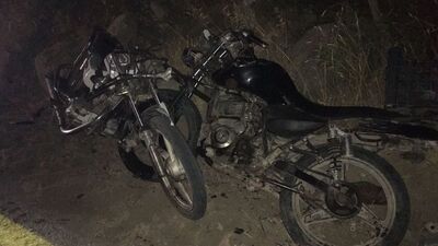 Motosiklet kazasında ölümlü tesadüf!