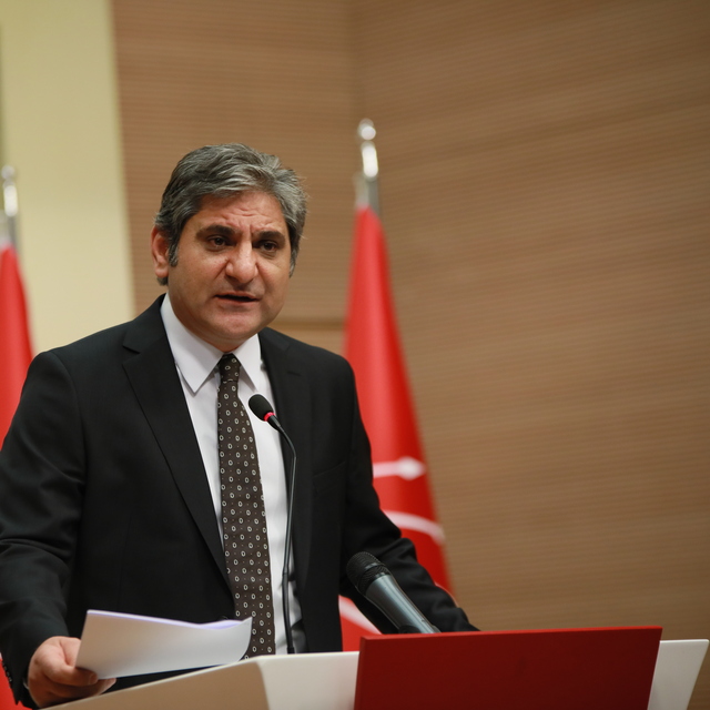 CHP'de Aykut Erdoğdu ve Tuba Torun istifa etti