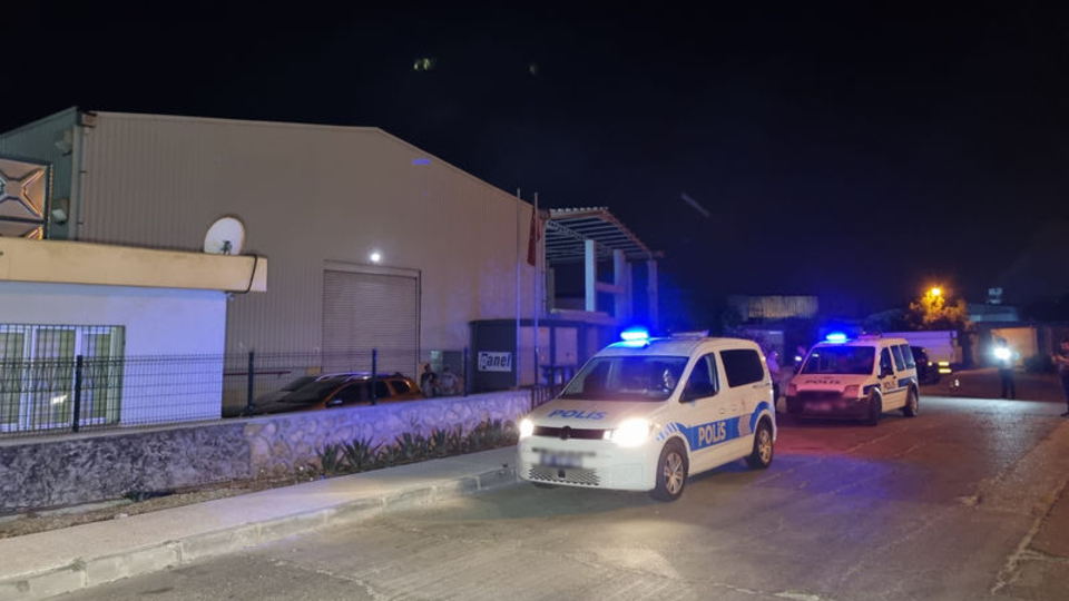 Kadın cinayetini önlemek istedi, eşinin yanında öldürüldü