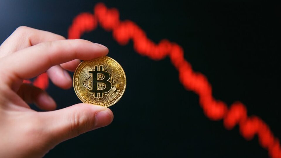 Bitcoin yeniden kritik seviyenin altında