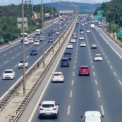 Otoyollarda yeni hız sınırı yarın başlıyor!