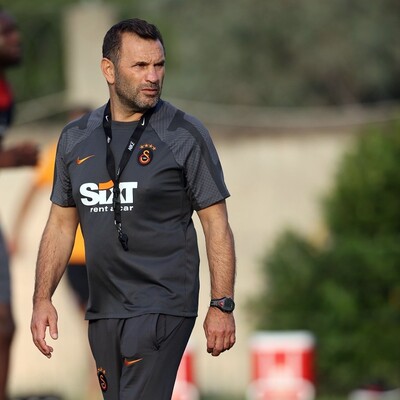 6 futbolcu ile yollar ayrılabilir