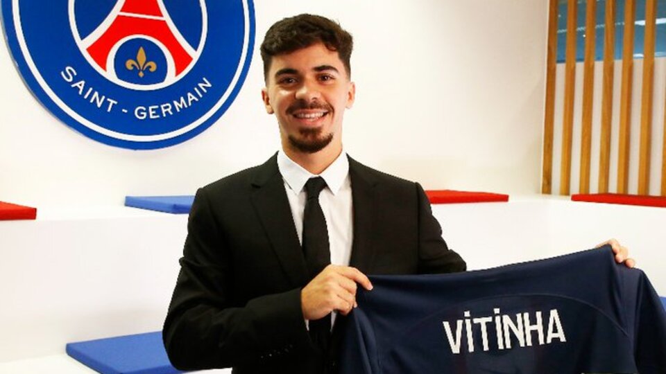 PSG, Vitinha'yı kaptı