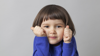 Bebeklerde 3 yaş sendromu belirtileri