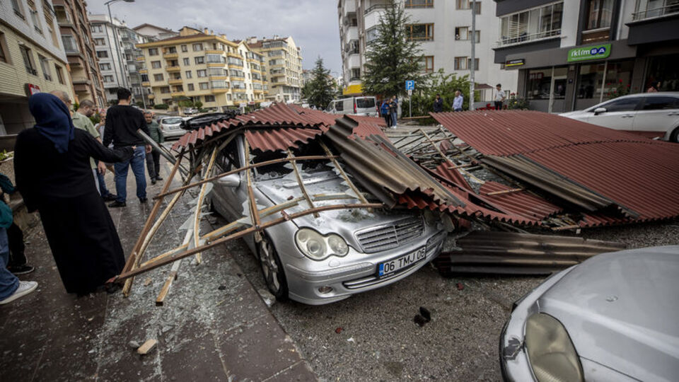 Meteoroloji'den kuvvetli rüzgar uyarısı