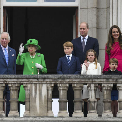 İngiliz Kraliyet Ailesi 'kemer sıkma' dönemine mi giriyor?