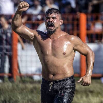 Yeni başpehlivan Cengizhan Şimşek!