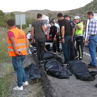 Katliam gibi kaza! 5 ölü, 4 yaralı