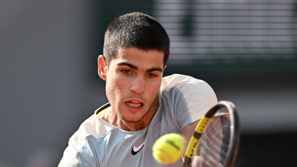 Alcaraz, 4. turda veda etti