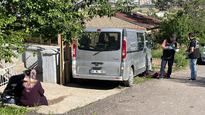 Acı olay! Geri manevra yaparken annesini ezdi