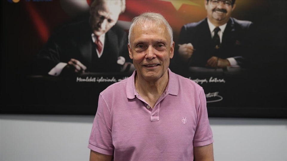 Alman profesörden Türkiye'ye karaciğer nakli övgüsü
