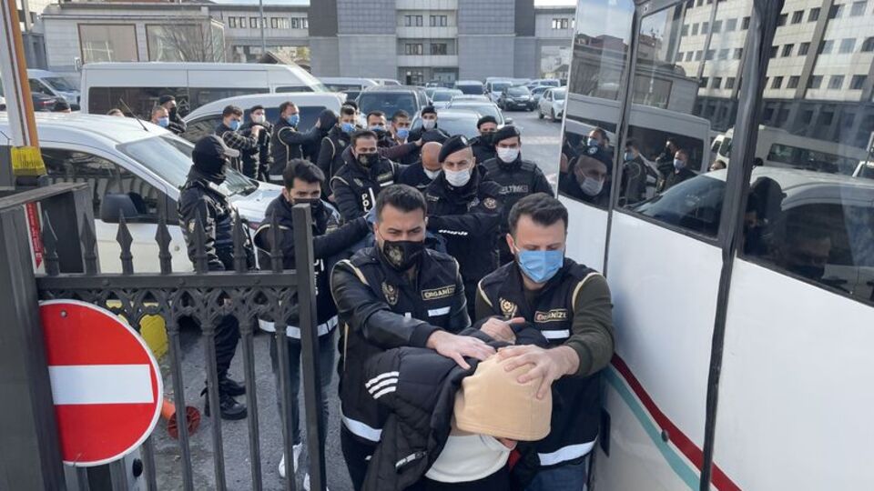Sarallar operasyonu! Ünlü isimler emniyete çağırıldı
