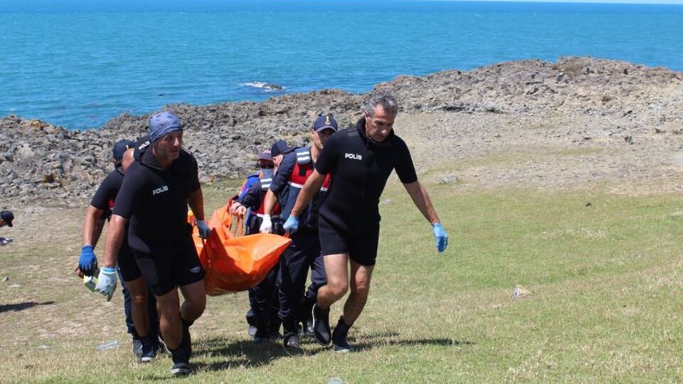 Denizde sürüklenen cansız bedenin sırrı çözüldü