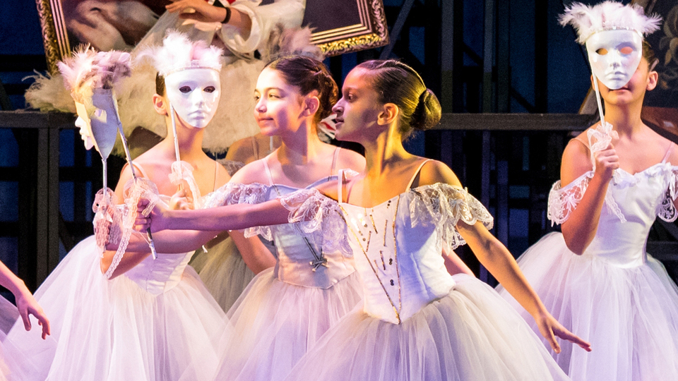 AKM Çocuk Sanat Merkezi'nde hangi atölyeler var?