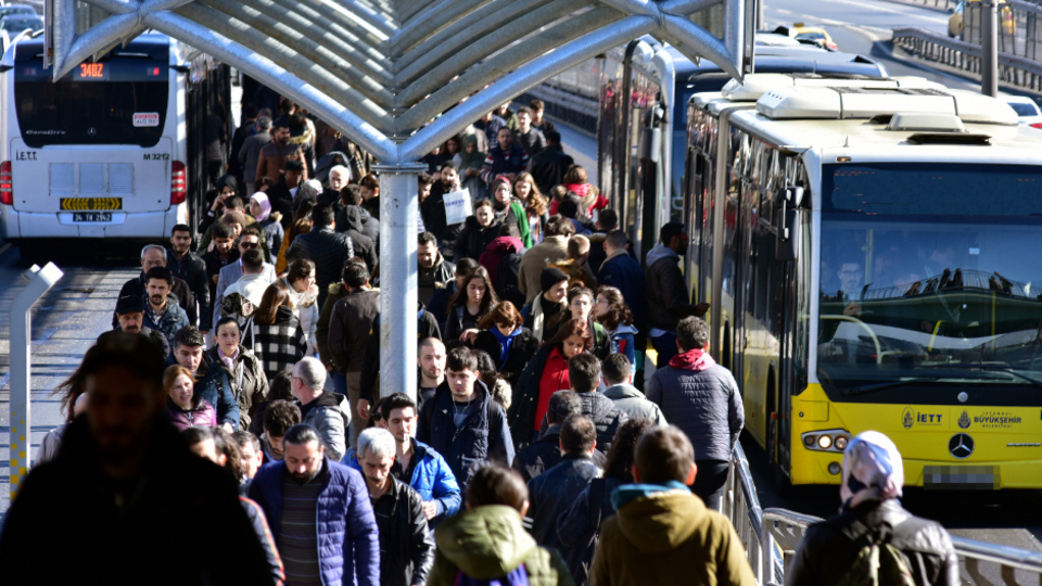 Vaka sayıları 2 kat arttı! Toplu taşıma kullananlara uyarı!