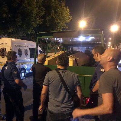 Evlat dehşeti! Yaşlı annesini bıçaklayarak öldürdü