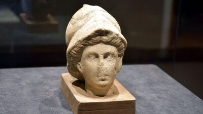 'Athena'nın heykel başı, 27 yıl sonra sergide!