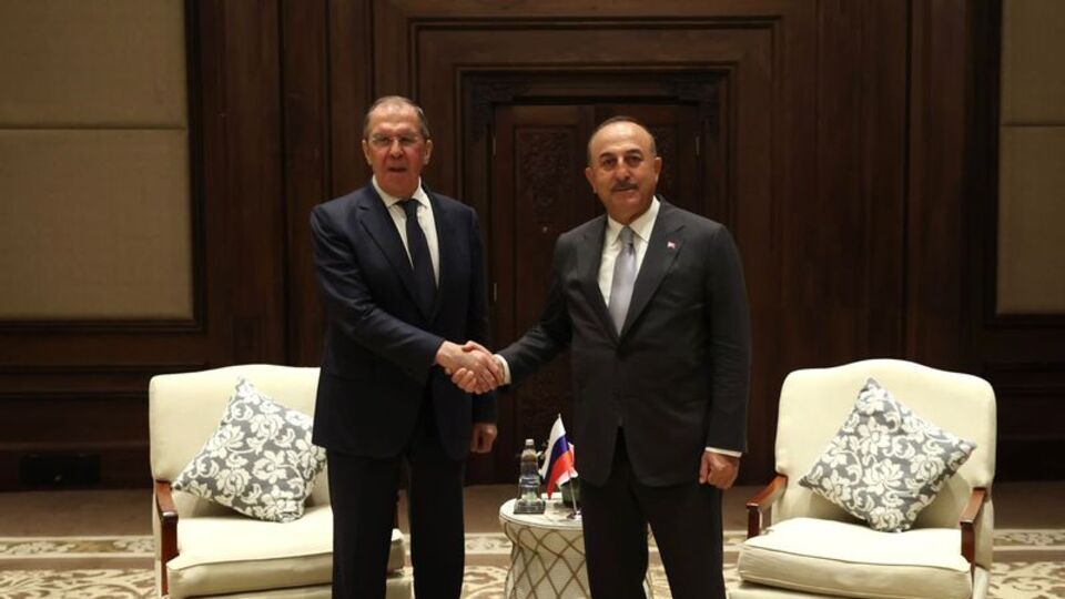Bakan Çavuşoğlu, Lavrov ile görüştü
