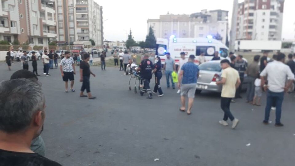 Pazarda kanlı kavga: 10 yaralı