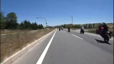 Tek tekerde feci kaza! 2 yaralı