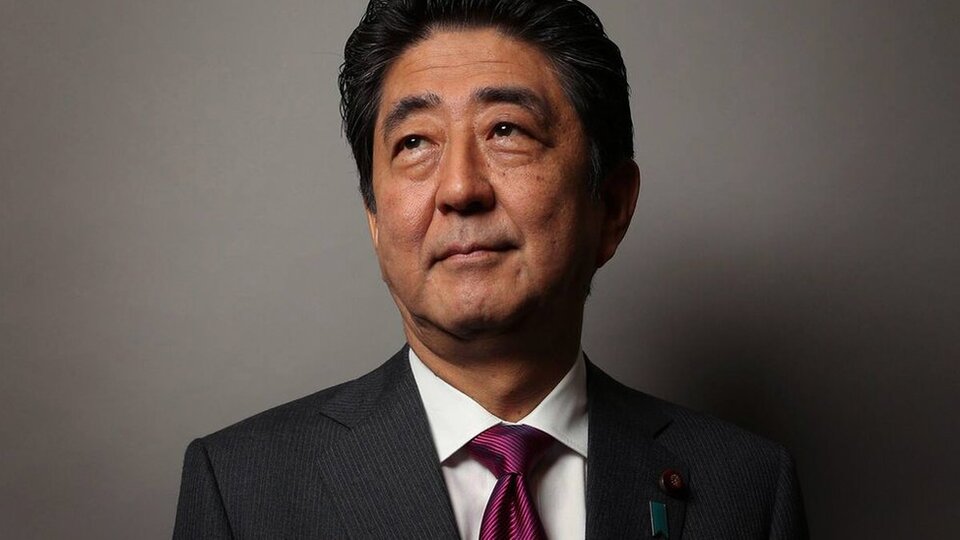 Shinzo Abe: Japonya'nın en uzun süre başbakanlık yapan lideri geride nasıl bir miras bıraktı?