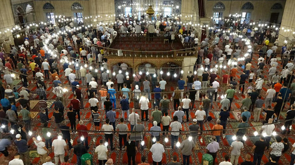 Uşak bayram namazı saati