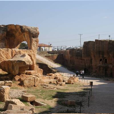 Kazdıkça tarih fışkırıyor! İşte Güneydoğu’nun Efes’i: Dara