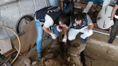 Evinin garajında kemikler bulunmuştu! Ev sahibinin oğlu tutuklandı