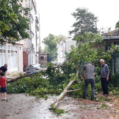 Eskişehir, Bilecik ve Bursa'yı sağanak vurdu