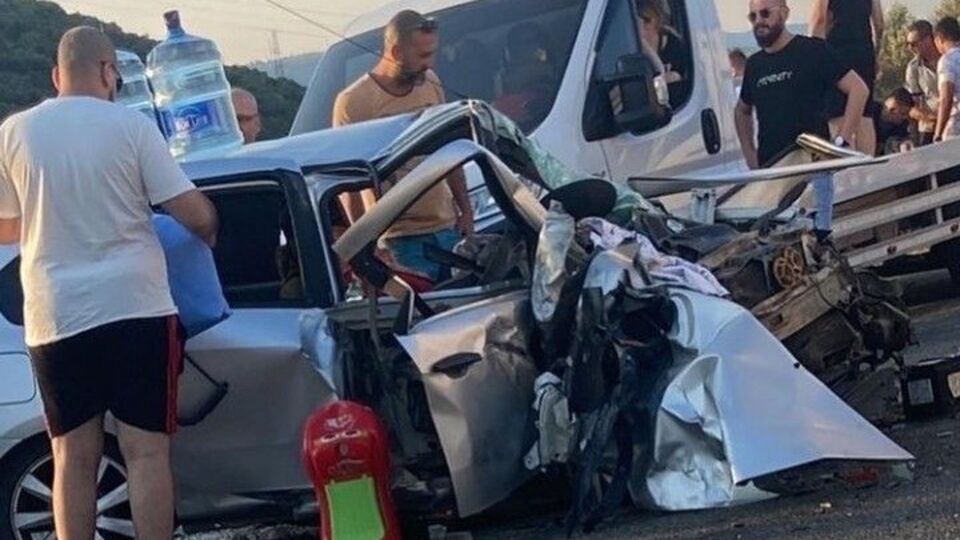 İzmir'de kaza! 1 ölü 6 yaralı