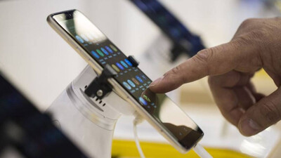 Küresel telefon pazarını enflasyon vurdu!