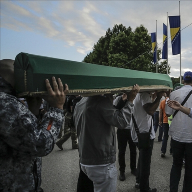Srebrenitsa soykırımının 50 kurbanı daha bugün toprağa verilecek