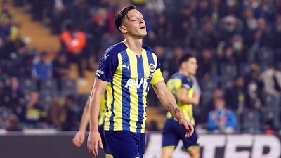 Fenerbahçe'de Mesut Özil dönemi bitti